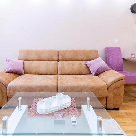 Mili Lux Apartman Нови Сад Екстериор снимка