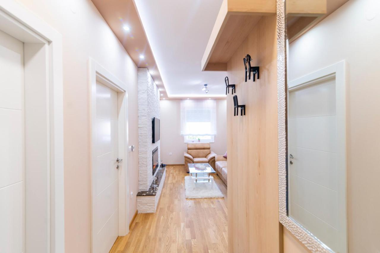 Mili Lux Apartman Нови Сад Екстериор снимка