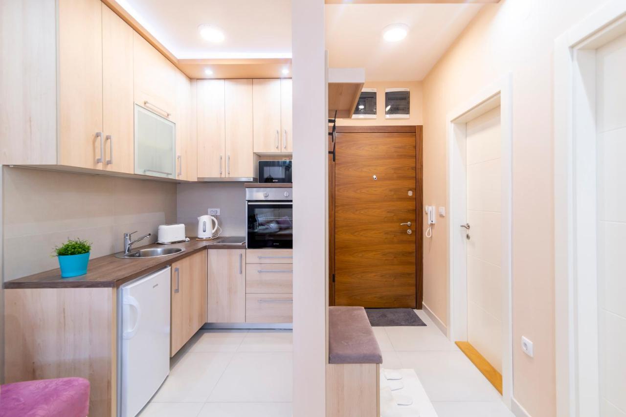 Mili Lux Apartman Нови Сад Екстериор снимка