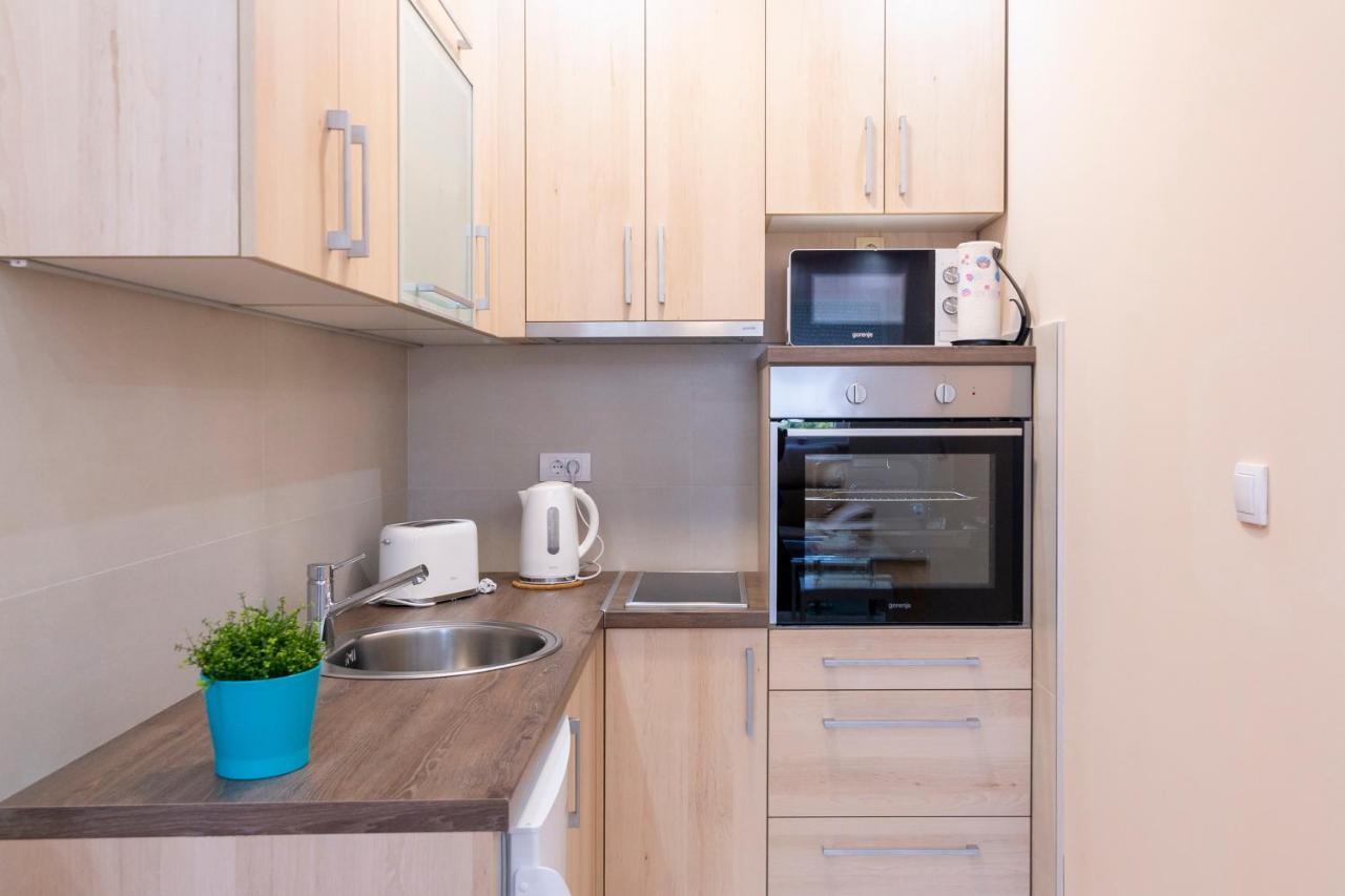 Mili Lux Apartman Нови Сад Екстериор снимка